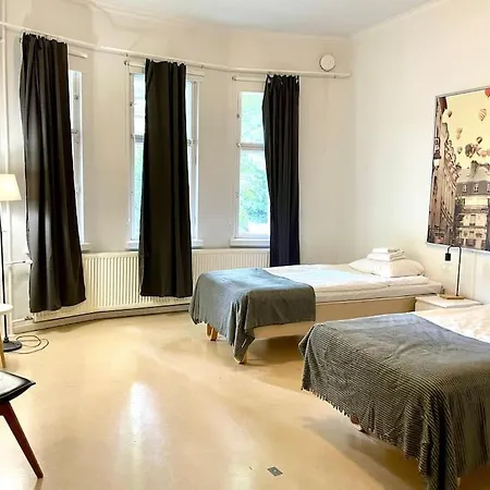 Kotimaailma Hortus - 4br For 8 Persons Huoneisto *